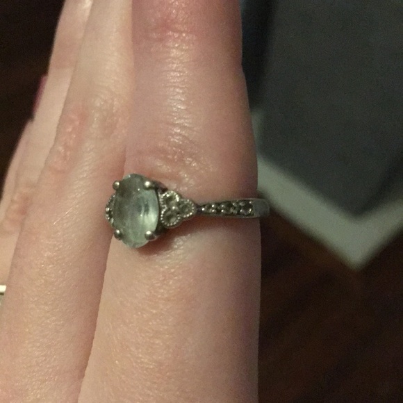 Genuine Aquamarine Ring - Picture 5 of 5